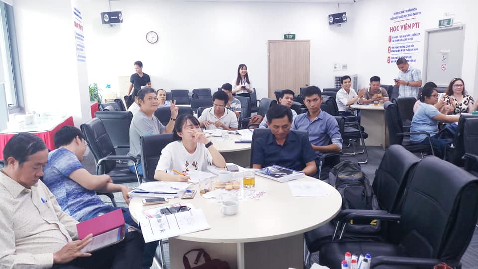 LỚP PHONG THỦY ỨNG DỤNG DÀNH CHO DOANH NHÂN K32 ĐÃ CHÍNH THỨC TỐT NGHIỆP